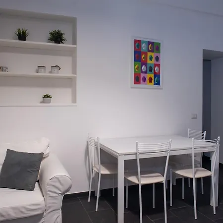 Oda ve Kahvaltı San Liborio 4*